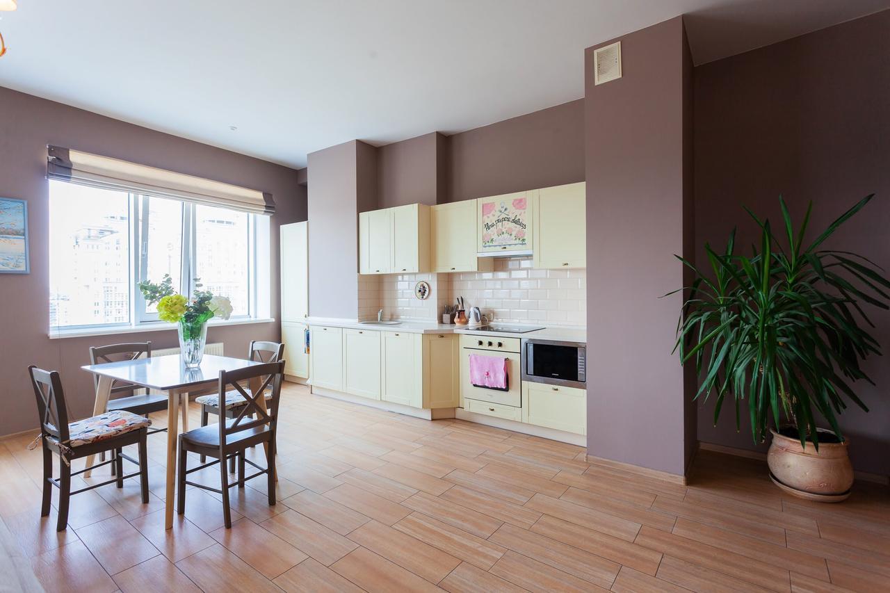 Stylish Views Apartments In The Parasol. Parus .Obolonskaya Embankment Kiev Luaran gambar